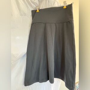 Icebreaker Charcoal Grey A-Line Skirt Sporty Mini-Pocket Merino Wool